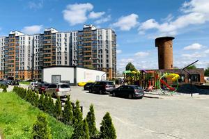 квартира за адресою Домбровського вул., 3