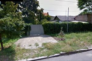 участок по адресу Бернардацци ул. (Красных Зорь), 9