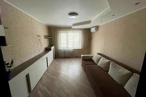 квартира по адресу Ларисы Руденко ул., 13