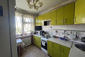 квартира за адресою Андрія Первозванного вул. (Стахурського), 48