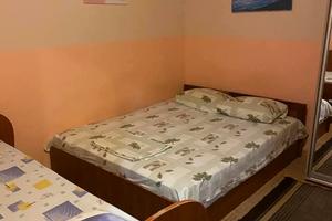 будинок за адресою Молодіжна вул., 73