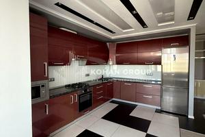 квартира за адресою Степана Бандери вул., 7/1
