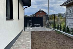 будинок за адресою с. Нові Петрівці, Веселкова