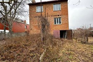 дом по адресу Українська
