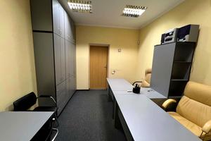 комерційна за адресою Київ, Ділова вул. (Димитрова), 6