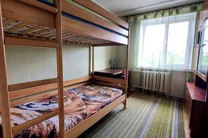 квартира за адресою Северина Потоцького пров. (Сімнадцятого Партз'їзду), 4