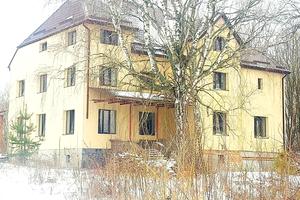 коммерческая по адресу с. Зализня, Енгельса, 1