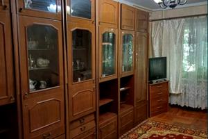 квартира за адресою Героїв Крут вул. (Валентини Терешкової), 42