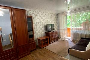 квартира по адресу Небесной Сотни просп. (Маршала Жукова), 5