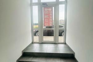 комерційна за адресою Боголюбова вул., 39