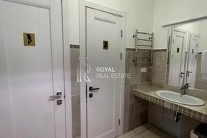 комерційна за адресою Кловський узвіз, 7a