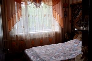 будинок за адресою Молодіжна