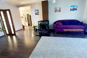 будинок за адресою Центральна, 7