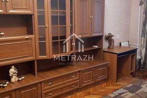 квартира за адресою Павлівський майдан пл. (Рози Люксембург майдан), 2