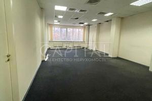 комерційна за адресою Польова вул., 24-Д