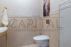 комерційна за адресою Костельна вул., 6