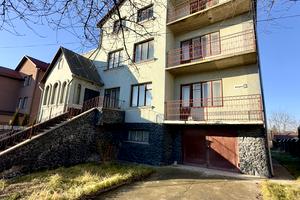 дом по адресу Ровно, Садовая ул. (Олександра Федіна)