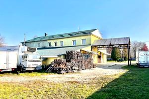 комерційна за адресою Костя Левицького вул., 112