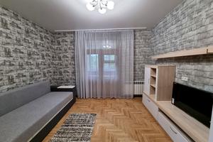 квартира за адресою Незалежної України вул. (40 років Радянської України), 51