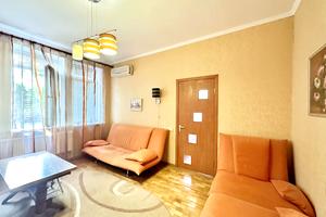 квартира по адресу Розваги ул., 27