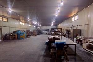 комерційна за адресою Центральна, 27