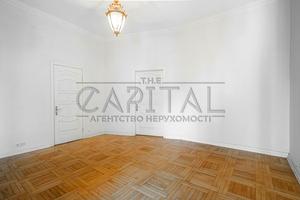 коммерческая по адресу Жилянская ул., 5