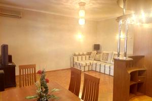 квартира за адресою Шовкуненка вул., 8/20