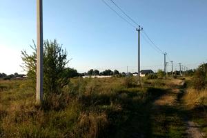 ділянка за адресою Леоніда Каденюка, 75