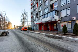 комерційна за адресою Київ, Ракетна вул., 24