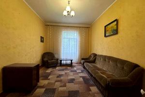 квартира за адресою Ново-Баварський просп. (Ілліча), 115