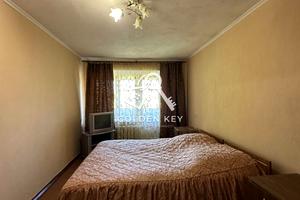 квартира за адресою Володимира Бизова вул. (Якіра), 32