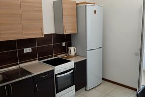 квартира за адресою Сім'ї Кульженків вул. (Петра Дегтяренка), 35