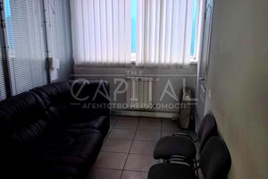 комерційна за адресою вул. Гетьмана Павла Полуботка, 6