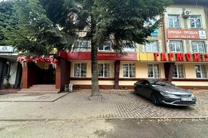 комерційна за адресою Симона Петлюри вул., 8