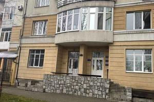 комерційна за адресою Генерала Миколи Юнаківа вул., 9б