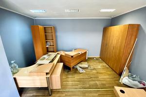 комерційна за адресою Київ, Євгена Чикаленка вул. (Пушкінська), 9Г