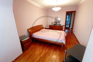 квартира за адресою Миколи Бажана просп., 26