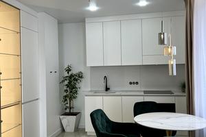 квартира за адресою Літературна, 10Б