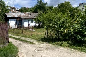 ділянка за адресою Розточчя вул., 84