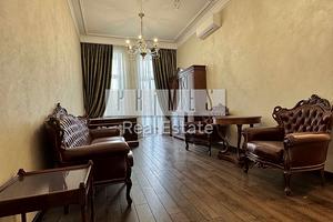 коммерческая по адресу Шота Руставели ул., 27