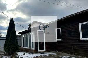 будинок за адресою Кленова вул., 13