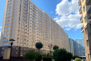 квартира за адресою Перлинна вул., 7