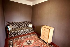 квартира за адресою Привокзальна вул., 12