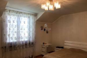 будинок за адресою с. Петропавлівська борщагівка, Лісова вул.
