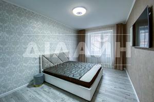 квартира за адресою Вячеслава Зайцева вул., 18