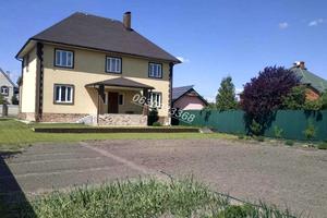 будинок за адресою Польова