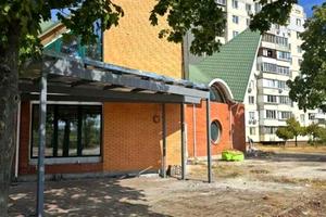 комерційна за адресою Приозерна вул., 12б
