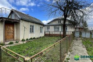 будинок за адресою с. Підпечери, Івана Франка вул., 103