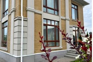 будинок за адресою Бориса Лятошинського вул. (230-ї Стрілецької Дивізії)