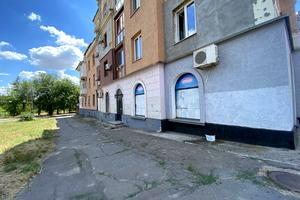 комерційна за адресою Корнія Речмидила вул. (Ногіна), 38